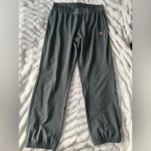 *NWOT* Women’s Adidas Joggers - Size XL